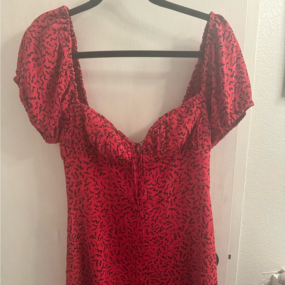 Realisation Par The Venus in Red Squiggle - Picture 4 of 4